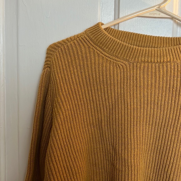 Sweater - Picture 2 of 3